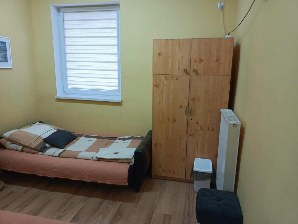 Motel Sportowy Osir Jawor Bagian luar foto